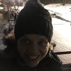 Meet your Posher, Becky